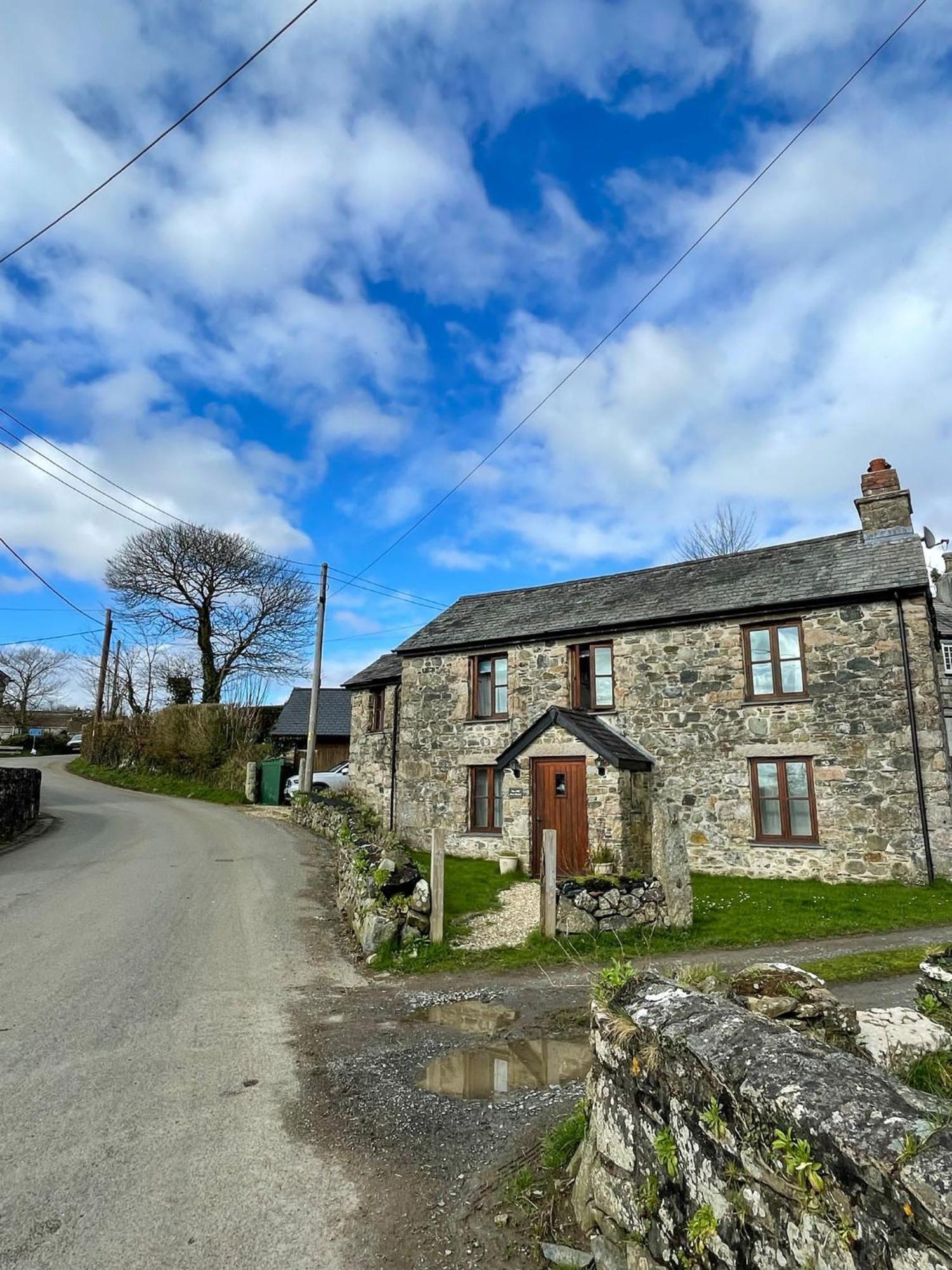 The Old Post House - Historic Dartmoor Home Тависток Экстерьер фото